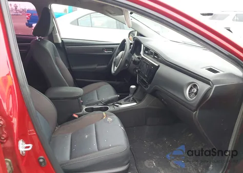 2017 Toyota Corolla Le z USA, uszkodzony, nr VIN 5YFBURHE7HP708751